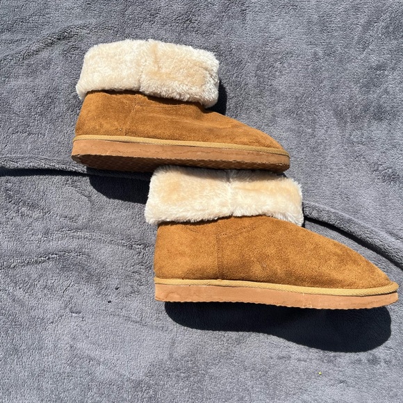 🔥 Aeropostale Size 10 Faux Suede Cuffed Boots - Picture 2 of 5